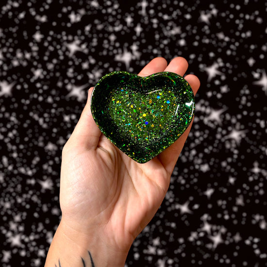 Mini green heart epoxy resin trinket dish